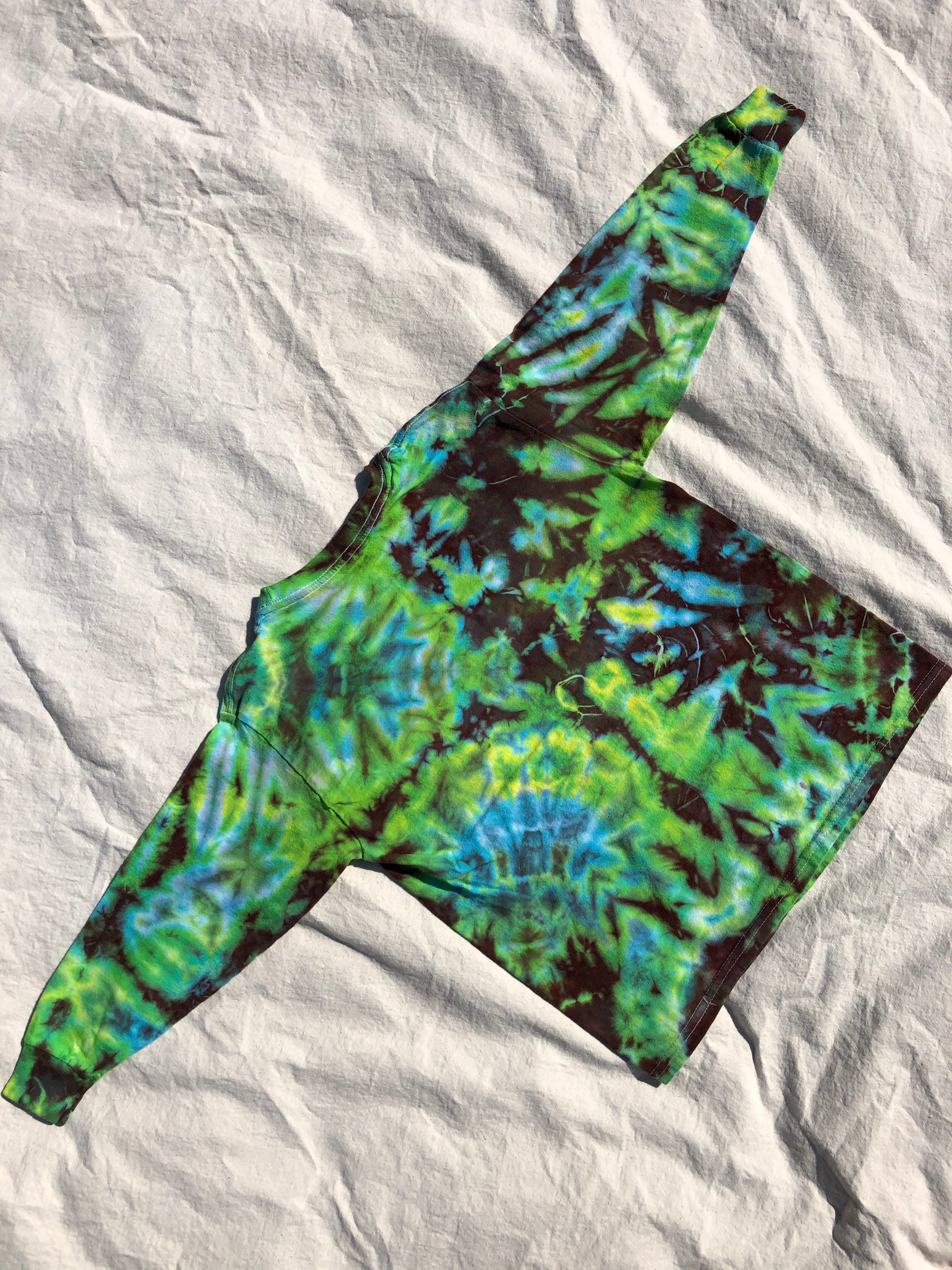 Youth Tie Dye Top #10 (size S)